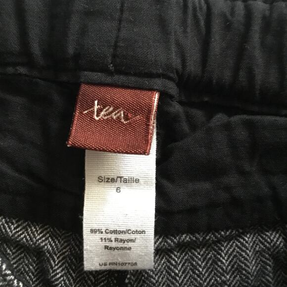 Tea Collection herringbone cuffed shorts - Picture 6 of 6